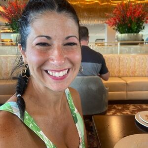 Meet your Posher, Deanna